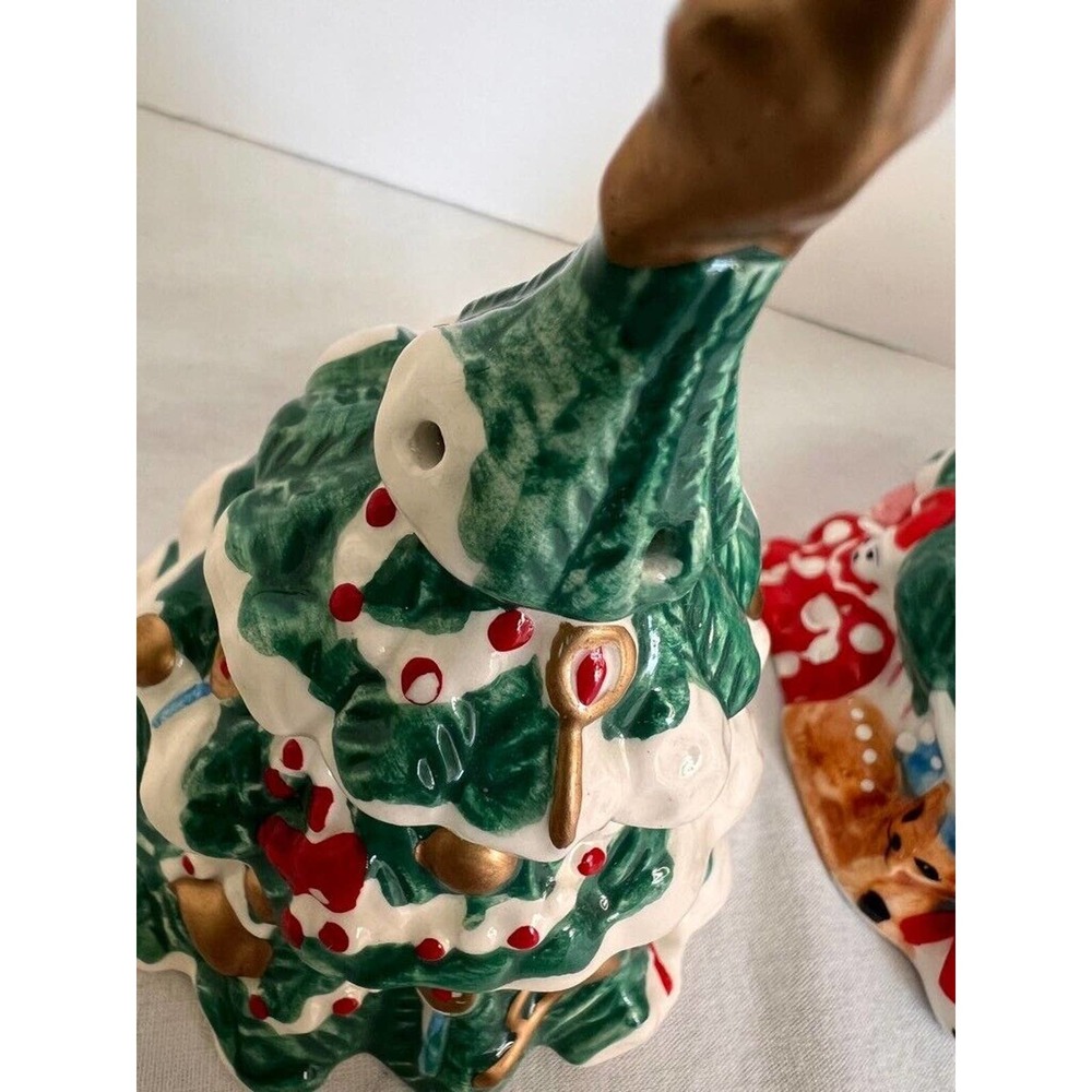 Holly Tree Christmas Salt & Pepper Shakers Ceramic Holiday 2 Piece Set 7" New - Picture 6 of 9